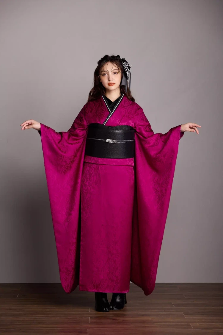 TAKAZEN姫路店　姫路市　成人式　振袖　加古川成人式振袖　加古川振袖レンタル　マゼンタ振袖　濃いピンク振袖　無地振袖　派手振袖　